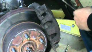 2000 JEEP GRAND CHEROKEE FRONT BRAKE REPLACEMENT DIY [upl. by Letch]