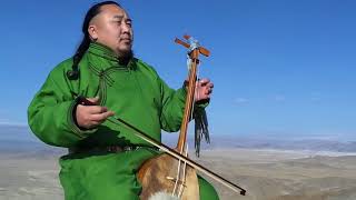 Música Tradicional Mongol  quotLouvor de Gengis Khanquot Matouqin [upl. by Agnew]