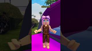 BENİMLE DALGA GEÇEN KIZIN HAYATINI KURTARDIMroblox brookhavenrp youtubecreatorcommunity shorts [upl. by Atterehs]