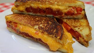 Deluxe Grilled Pimento Cheese Sandwich  Noreens Kitchen [upl. by Aicenav]