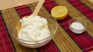 Como Hacer Sour Cream o Crema Agria [upl. by Cyrilla]