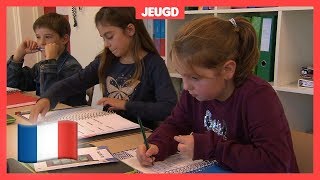 Deze kinderen krijgen al Frans op de basisschool 🇫🇷 [upl. by Oicnerual]