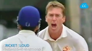 SACHIN vs McGrath  This is Why We call SACHIN  GOD OF CRICKET  He reply with BAT [upl. by Trimble34]