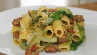 RIGATONI CON VERZA E SALSICCIA  Buono Facile Veloce [upl. by Eenolem]