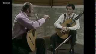 Julian Bream Masterclass 1978 JSBach Fugue in A minor [upl. by Inhsor]