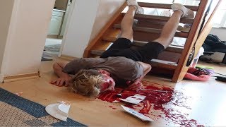 Blut PRANK von BRUDER geht SCHIEF 😱😱 [upl. by Cacka]