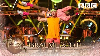 Graeme Swann amp Oti Mabuse Salsa to Follow The Leader by Soca Boys  BBC Strictly 2018 [upl. by Nylleoj42]