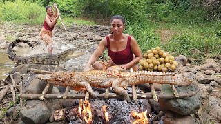 Find meet Crocodile for food in forest Crocodile roasted for food of survival  Cooking in forest [upl. by Chafee]