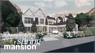 Bloxburg  Realistic Two Story SpringSummer Family Mansion exterior  Roblox  House Build [upl. by Enaj]