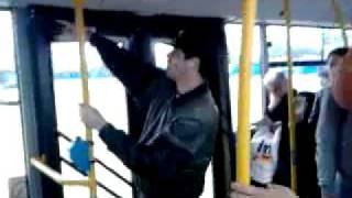 Kale Gospodar Vremena peva u autobusu [upl. by Athey]