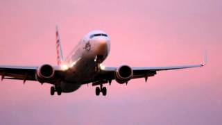 Golden Hour  Virgin Australia 737800 Landing VHYIT [upl. by Denzil]