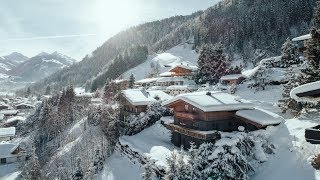 Objekt der Woche 12  Trendiges DesignChalet in TopAussichtslage von Kitzbühel  € 3300000 [upl. by Yauqaj]