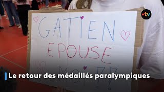 Faustine Noël et Gatien Le Rousseau médaillés paralympiques de retour à leur école de kiné [upl. by Hpsoj]