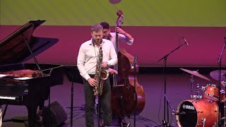 Julian Lee Quartet plays “Eddie Harris” by Bill Lee [upl. by Beach76]