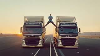 El mejor comercial de Volvo por Jean Claude Van Damme [upl. by Ikkaj885]