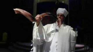 An Amazing Shofar Rams Horn Service [upl. by Annaoi76]