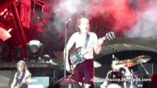 ACDC TNT LIVE SYDNEY 2010 BEST OI OI OI [upl. by Balas915]