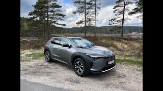 Test av Toyota bZ4X AWD med ny software [upl. by Knute343]