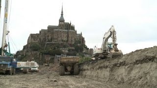 MontSaintMichel la future passerelle prend forme [upl. by Hauser161]