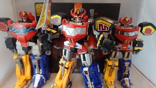 ZAP Dino Megazord Review  Mighty Morphin Power Rangers  A Big Disappointment [upl. by Jeri]