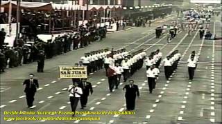 290798 Campeones Nacionales Desfile Escolar 1998  Colegio San Juan Trujillo Perú [upl. by Akeinahs]