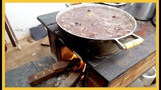 Feijoada simples no fogão a lenha [upl. by Neeliak]