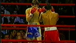 JULIO CESAR CHAVEZ VS JUAN LAPORTE 1 [upl. by Baudoin]