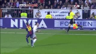 Mesut Ozil  Amazing First Touch  El Clasico  Barcelona vs Madrid 13013 [upl. by Tingey]