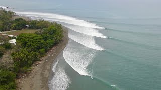 Pavones beach  la segunda ola izquierda mas larga 🌎second longest left wave in the world🦃🇨🇷 [upl. by Sila]