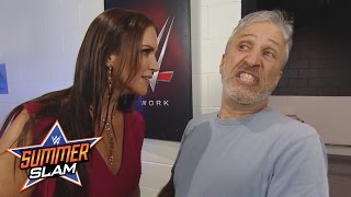 Jon Stewart trifft backstage Stephanie McMahon SummerSlam 2016 exklusiv auf WWE Network [upl. by Elamef]