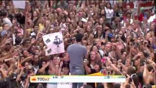 Enrique Iglesias Performs quotTonightquot Im Loving You on TODAY Show [upl. by Pinchas477]