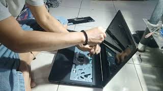 DELL INSPIRON 15 UPGRADE SSD [upl. by Hong]