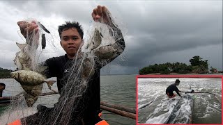 Maraming Isda Kahit may Bagyo at Nalunod ang Bangka  Catch amp Cook [upl. by Sanjiv753]