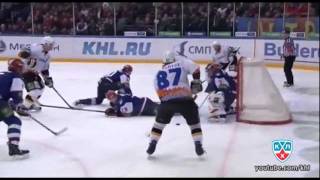 Гол Вадима Шипачева  Vadim Shipachyov adds the puck into the net [upl. by Sapphire]