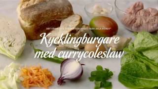 Kycklingburgare med currycoleslaw  Arla Köket [upl. by Eirahcaz]