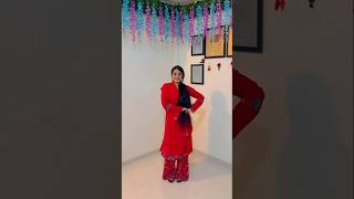 Kyu aage peeche dolte ho🤪 saamiyashahidaly dance shorts [upl. by Echikson520]