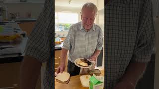 Reviewing My Grandads Breakfast🥓🍳 foodreview breakfast irishfood irish dublin isitworthit [upl. by Asiaj]