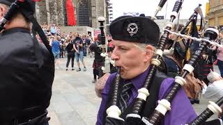 Drums and Pipes Flashmob Dudelsack Köln 10082019 [upl. by Annadal895]