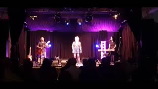 Frente  Air  Imperial Hotel Eumundi QLD 171024 frenteband [upl. by Ariad]