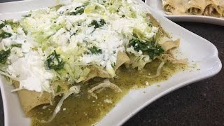 ENCHILADAS VERDES DE POLLO  RECETA DELIOCIOSA [upl. by Ohs]