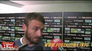 Daniele De Rossi dopo RomaSampdoria 12 del 25042010 [upl. by Modeste]