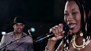 Fatoumata Diawara amp Roberto Fonseca  Sowa [upl. by Stich]