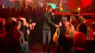 Dierks Bentley  Am I The Only One Live at the 46th ACM Awards 2011 [upl. by Orna]