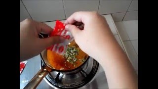 Lees Shin Ramyun Noodle Soup Nongshim [upl. by Aluap]