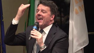 Il ritorno di Renzi quot5 Stelle Cialtroni Le divise di Salvini Nessuno gli stira più le camiciequot [upl. by Aisinoid816]