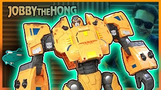 BIG BOY  Transformers Kingdom Autobot ARK Review [upl. by Hctim]