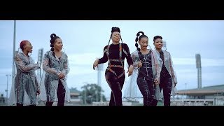 Watch best dance moves to quotKnack amquot by Yemi Alade [upl. by Ecinom]