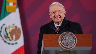 Gobierno de México donará casa para personas con discapacidad Conferencia presidente AMLO [upl. by Glynas]