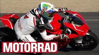 Ducati Panigale V4 R im Fahrbericht Sensationelle SuperbikeBasis [upl. by Tyne17]