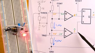 Was macht der NE555  Prinzipieller Aufbau erklärt [upl. by Marlow12]